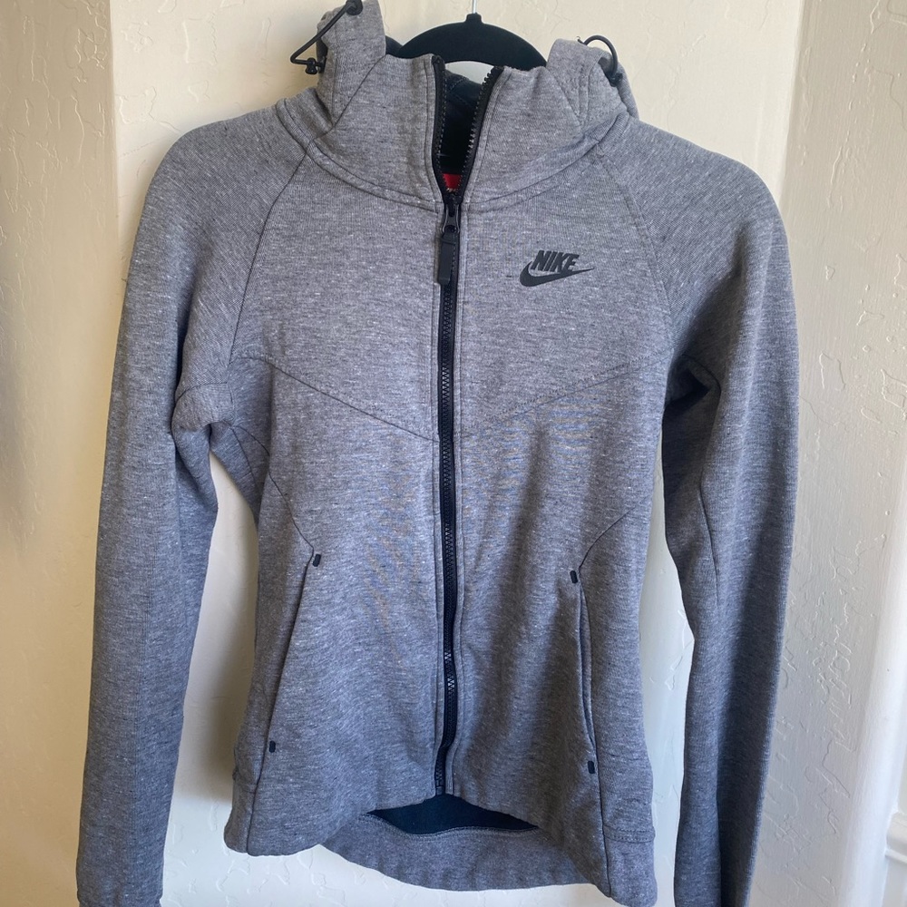 Nike NWOT Womens Heather Grey zip uphoodie